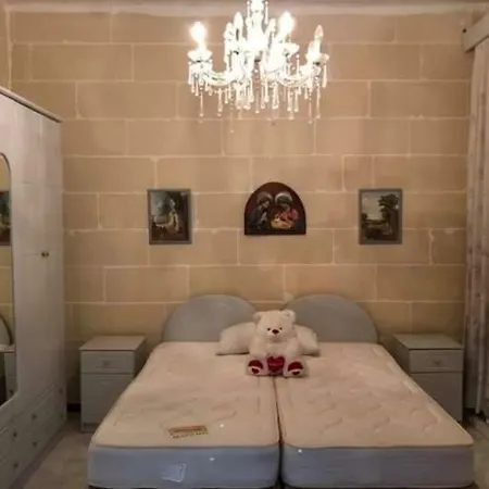 בית אירוח Dhalia Il-Wilga